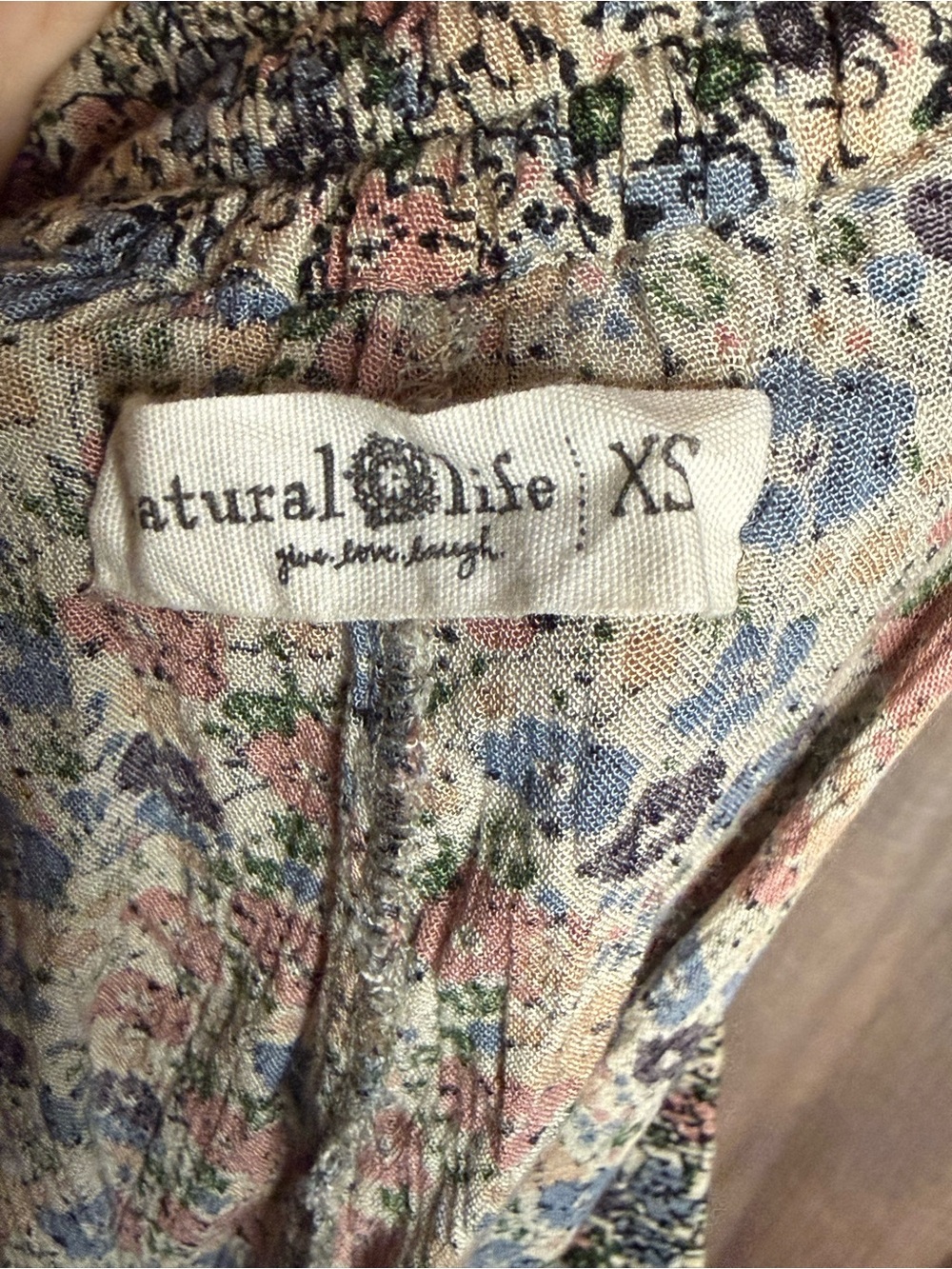 Natural Life Floral Printed Jogger Pants XS Smocked Waist Boho Border Cuff - Picture 6 of 7